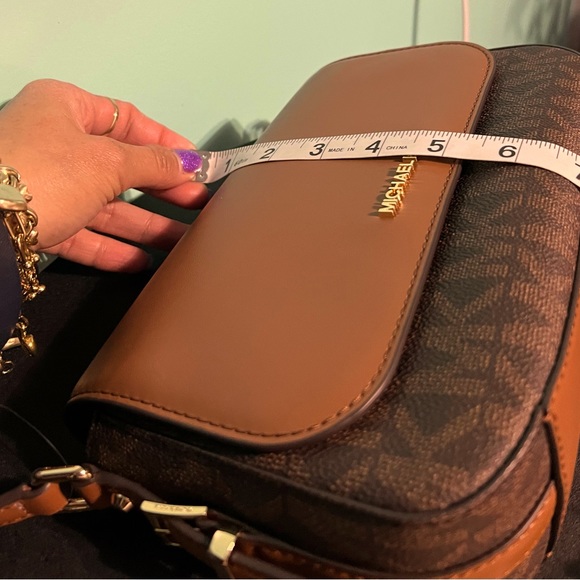 Crossbody Mk New.. Authentic 100% - Picture 5 of 5